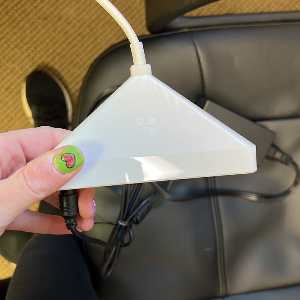 Clover Credit Card Machine - Picture 4 of 5